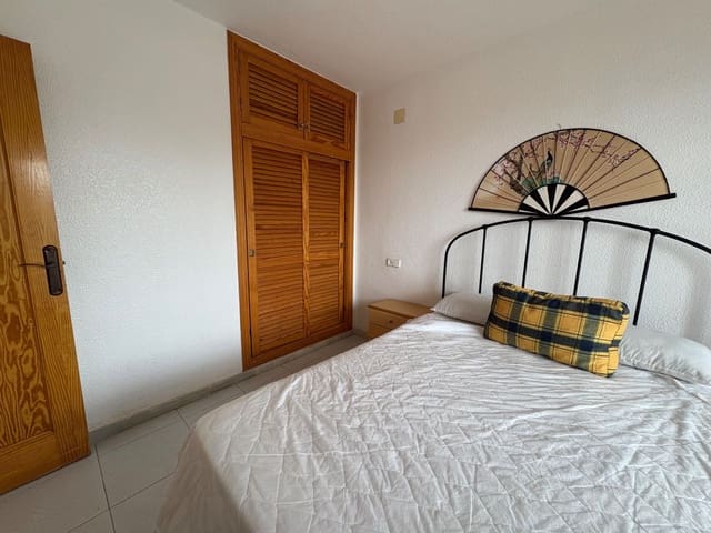 1 makuuhuone Asunto vuokrattavana paikassa Mil Palmeras, Pilar de la Horadada mukana 
autotalli - 650 € (Ref: 9633830)