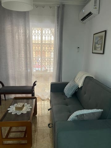 2 slaapkamer Flat te huur in Torrevieja - € 750 (Ref: 9636413)