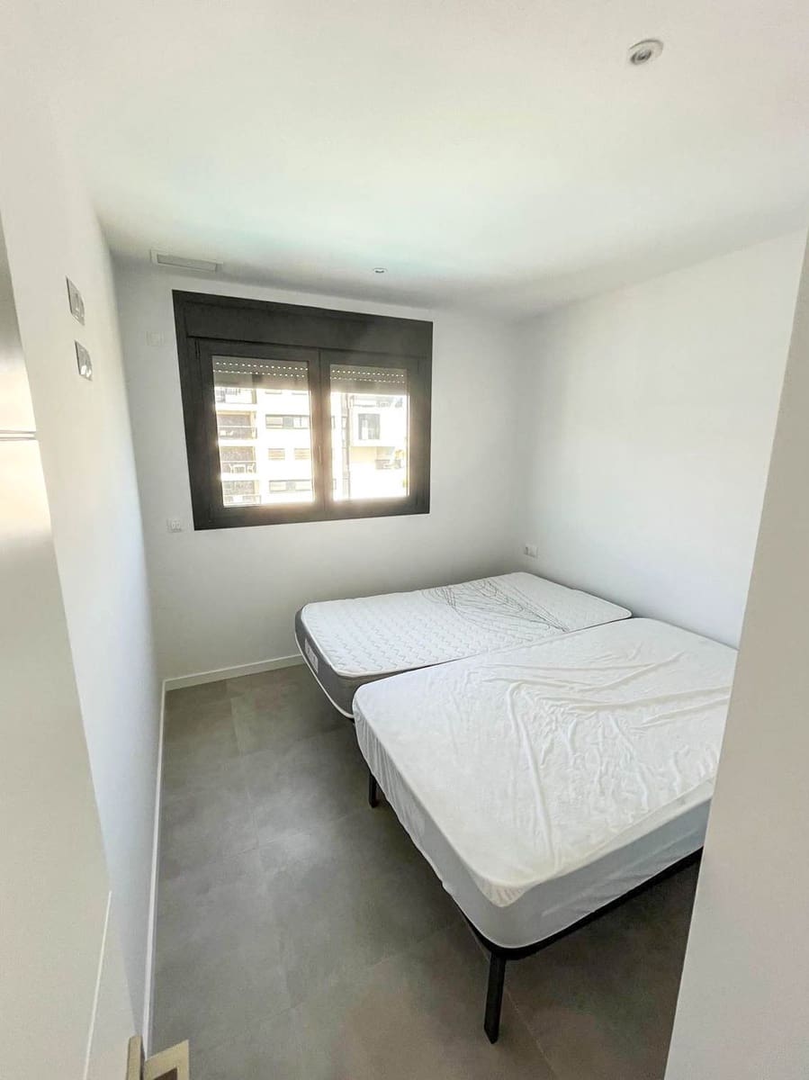 3 soverom Leilighet til leie i Dehesa de Campoamor med svømmebasseng garasje - € 1 800 (Ref: 9636414)