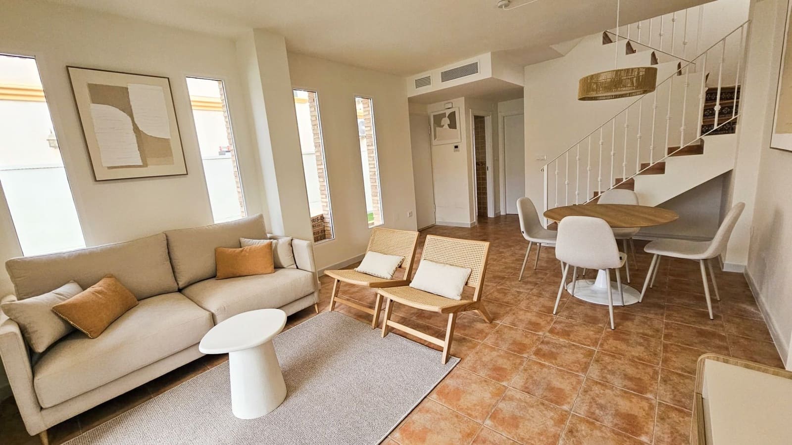 Villa/Maison de 3 chambres à louer à Orihuela Costa - 1 700 € (Ref: 9643729)