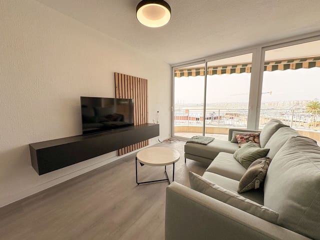 Appartement de 3 chambres à louer à Torrevieja - 1 700 € (Ref: 9647669)