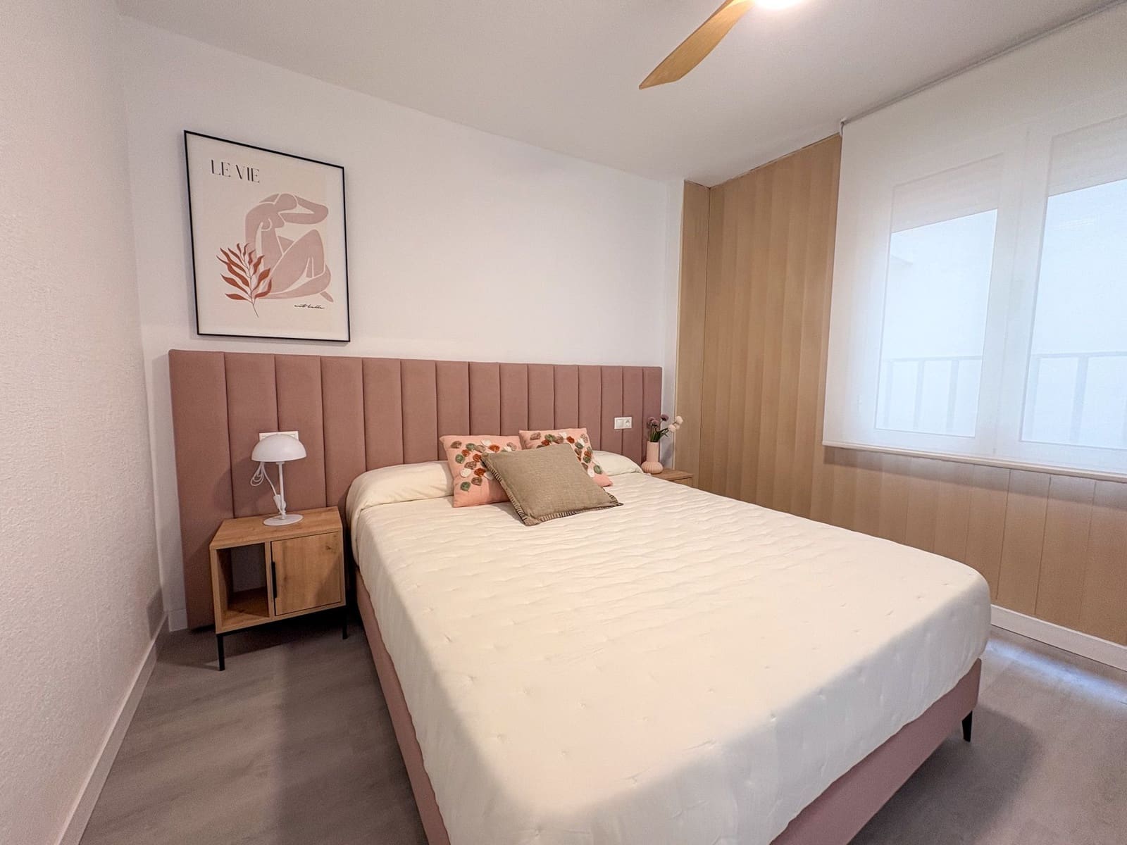 Appartement de 3 chambres à louer à Torrevieja - 1 700 € (Ref: 9647669)