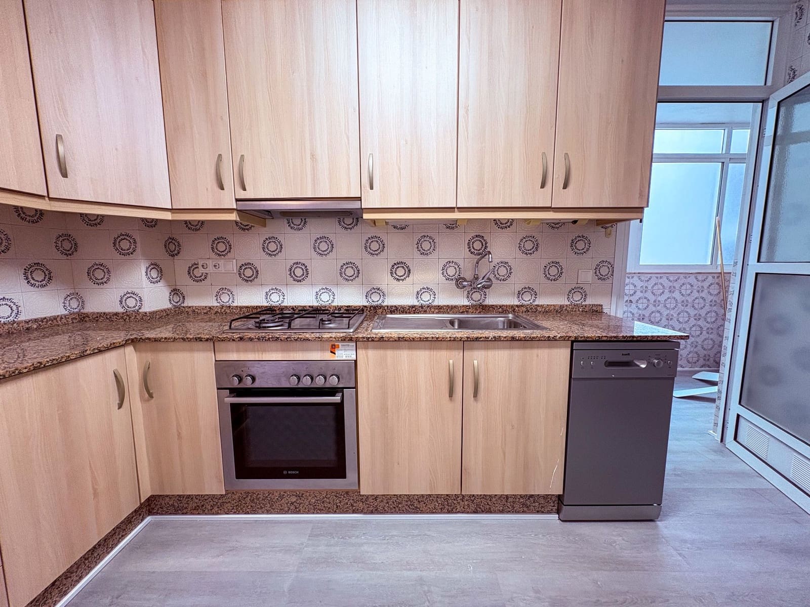 Appartement de 3 chambres à louer à Torrevieja - 1 700 € (Ref: 9647669)