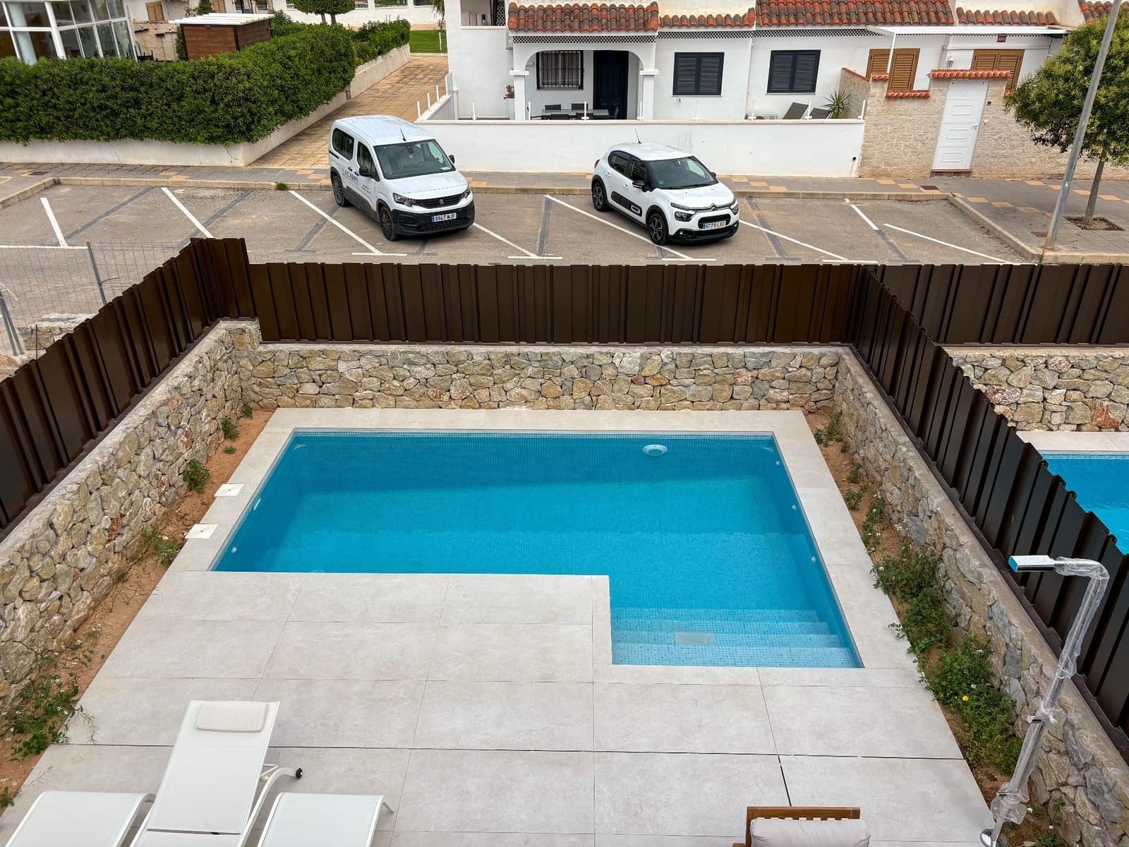 Chalet de 3 habitaciones en Pilar de la Horadada en alquiler con piscina garaje - 2.600 € (Ref: 9651213)