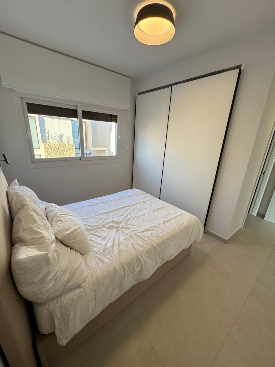 3 Zimmer Villa zu vermieten in Ciudad Quesada mit Pool Garage - 2.400 € (Ref: 9658294)