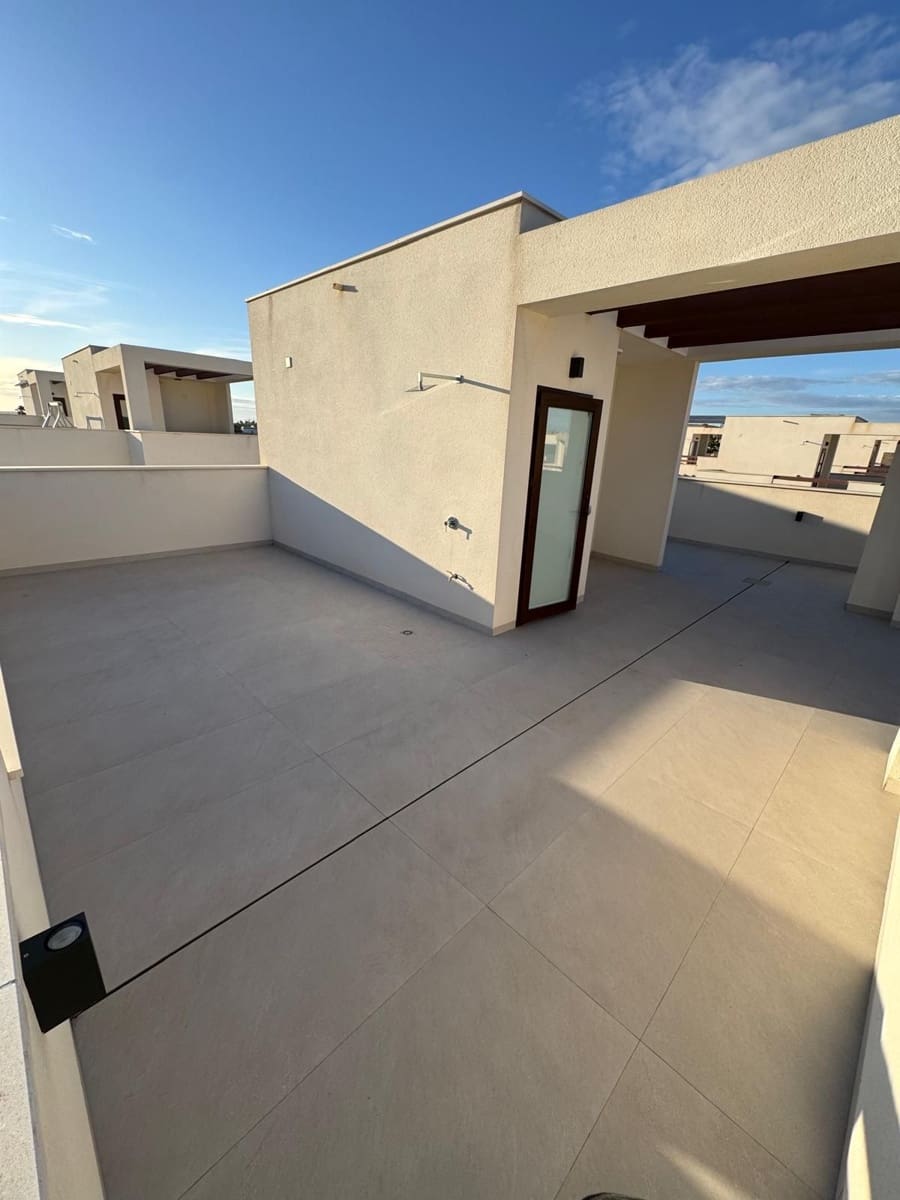 3 Zimmer Villa zu vermieten in Ciudad Quesada mit Pool Garage - 2.400 € (Ref: 9658294)