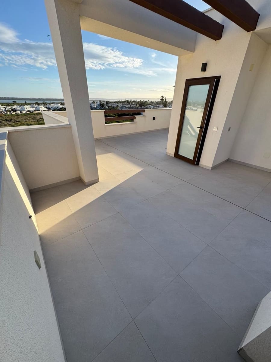 3 Zimmer Villa zu vermieten in Ciudad Quesada mit Pool Garage - 2.400 € (Ref: 9658294)