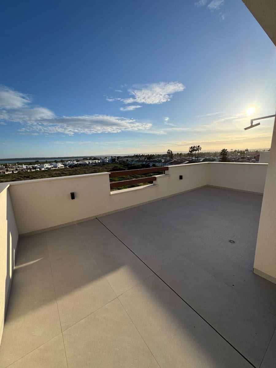 3 Zimmer Villa zu vermieten in Ciudad Quesada mit Pool Garage - 2.400 € (Ref: 9658294)