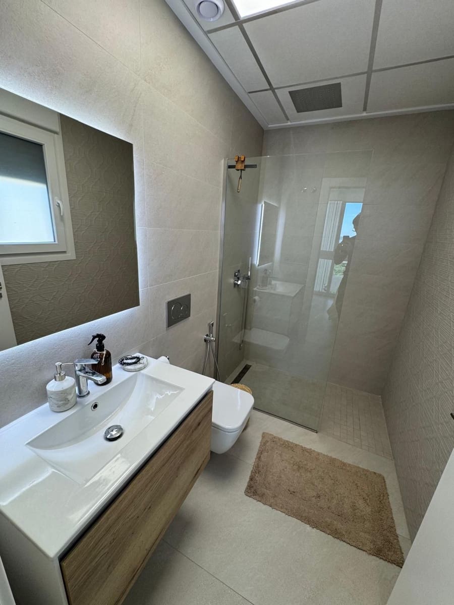 3 Zimmer Villa zu vermieten in Ciudad Quesada mit Pool Garage - 2.400 € (Ref: 9658294)