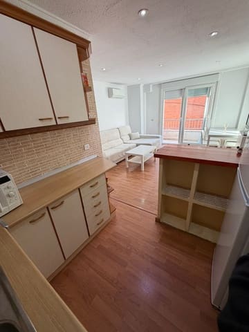 2 soverom Leilighet til leie i Torrevieja - € 850 (Ref: 9658295)