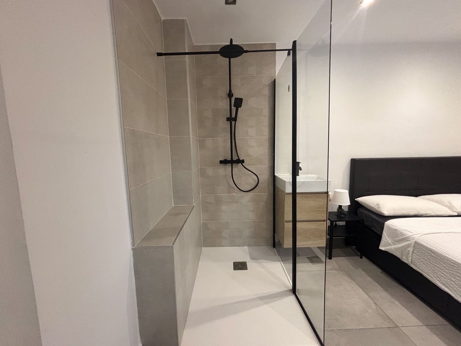 Appartement de 3 chambres à louer à Torrevieja - 1 150 € (Ref: 9665886)