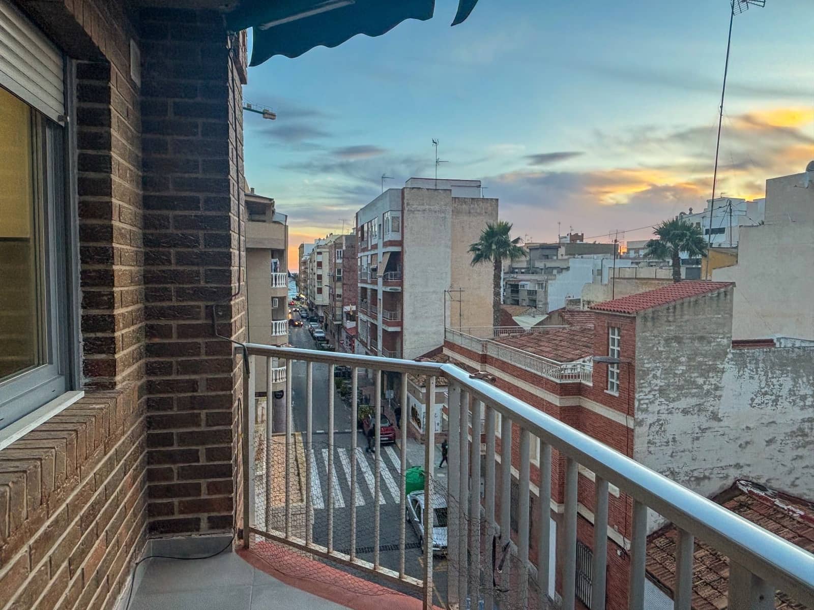 Appartement de 3 chambres à louer à Torrevieja - 1 150 € (Ref: 9665886)