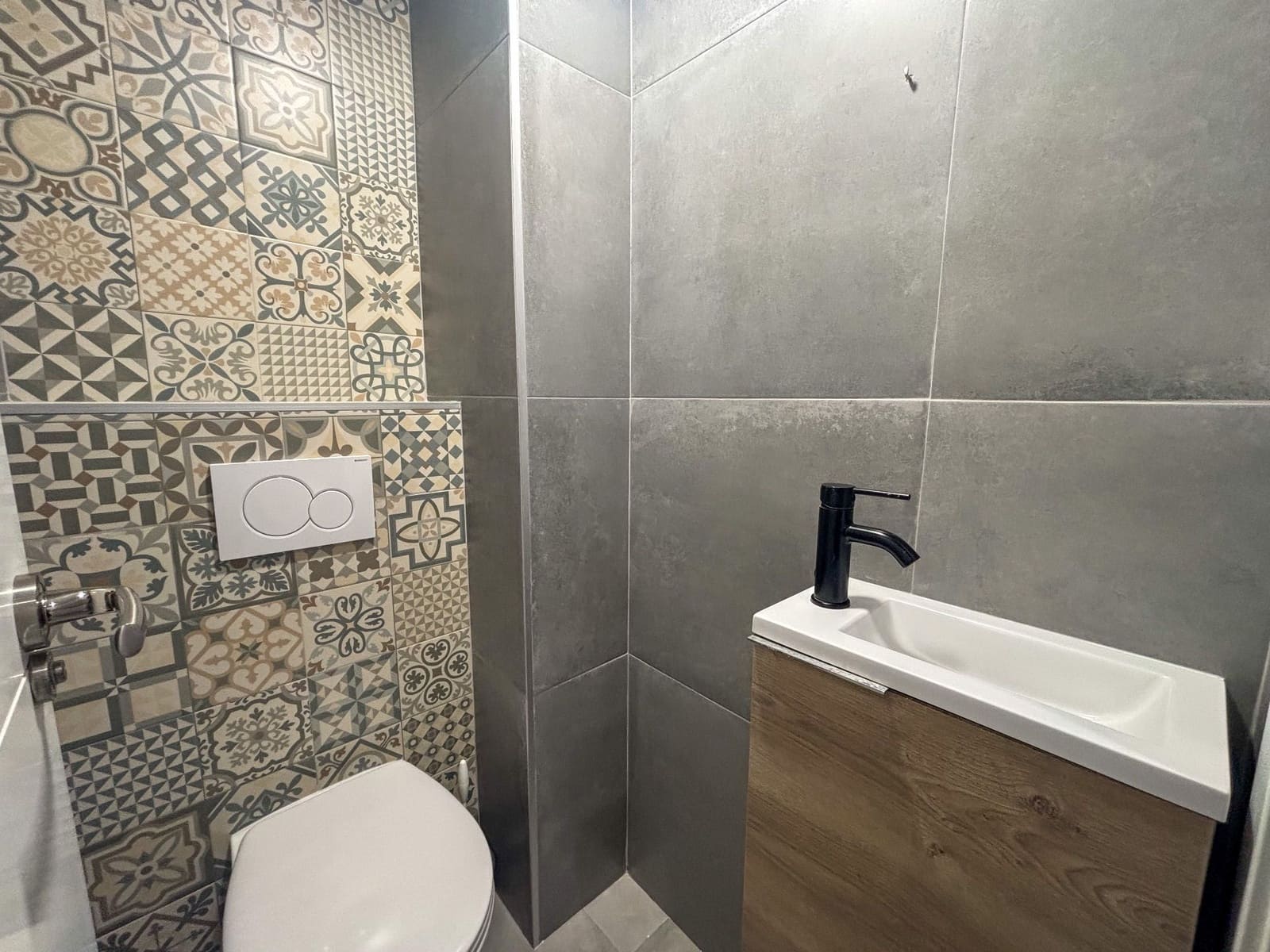 Appartement de 3 chambres à louer à Torrevieja - 1 150 € (Ref: 9665886)