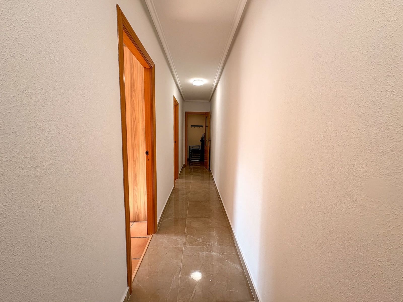 3 camera da letto Appartamento da affittare in Torrevieja con garage - 1.250 € (Rif: 9669910)