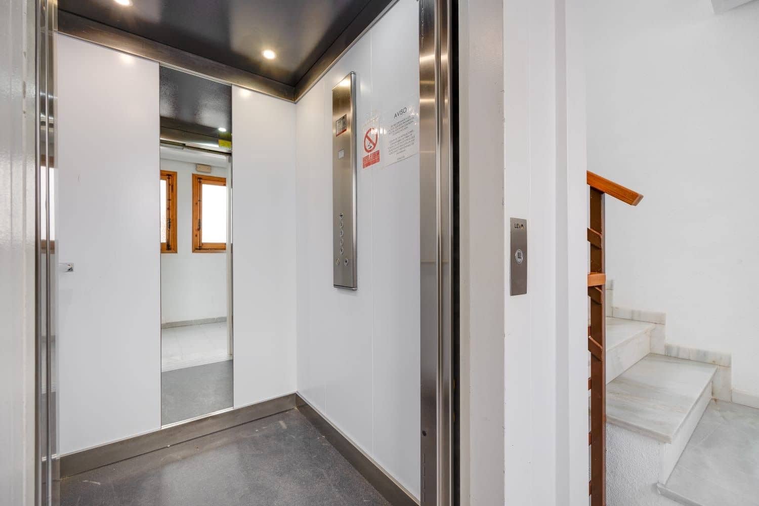 1 Zimmer Wohnung zu vermieten in Torrevieja mit Pool - 750 € (Ref: 9669912)