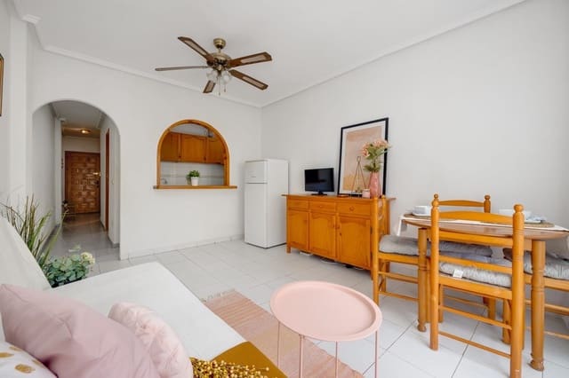 1 Zimmer Wohnung zu vermieten in Torrevieja mit Pool - 750 € (Ref: 9669912)