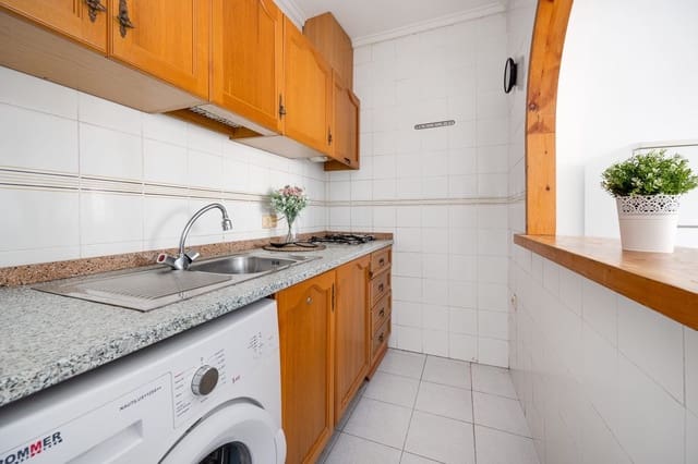 1 Zimmer Wohnung zu vermieten in Torrevieja mit Pool - 750 € (Ref: 9669912)