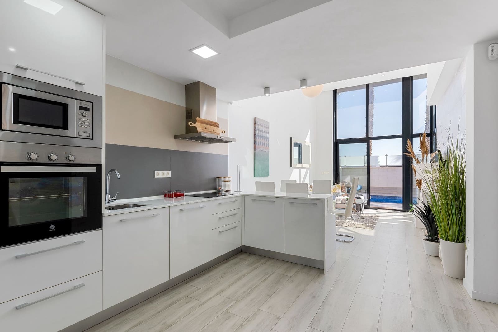 3 sovrum Villa att hyra i Orihuela Costa med pool garage - 3 500 € (Ref: 9669913)