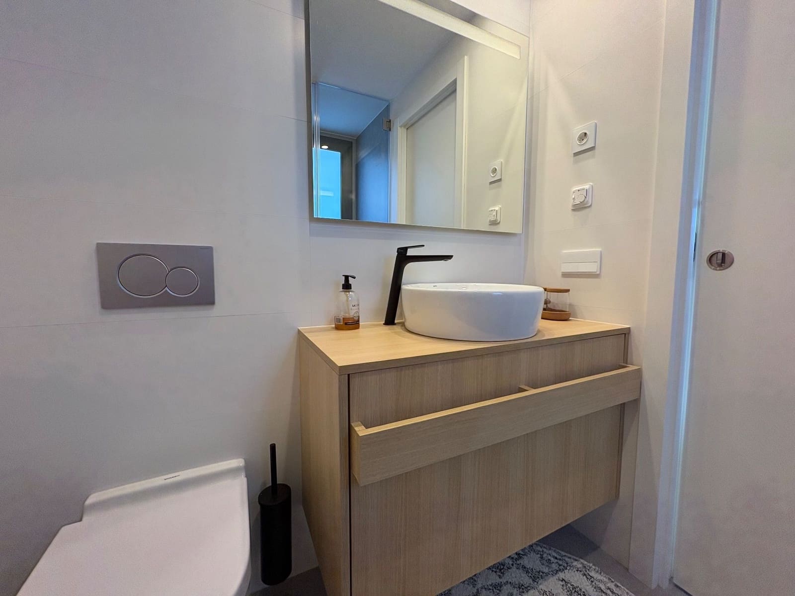 2 bedroom Flat for sale in Orihuela Costa with pool garage - € 379,900 (Ref: 9673781)