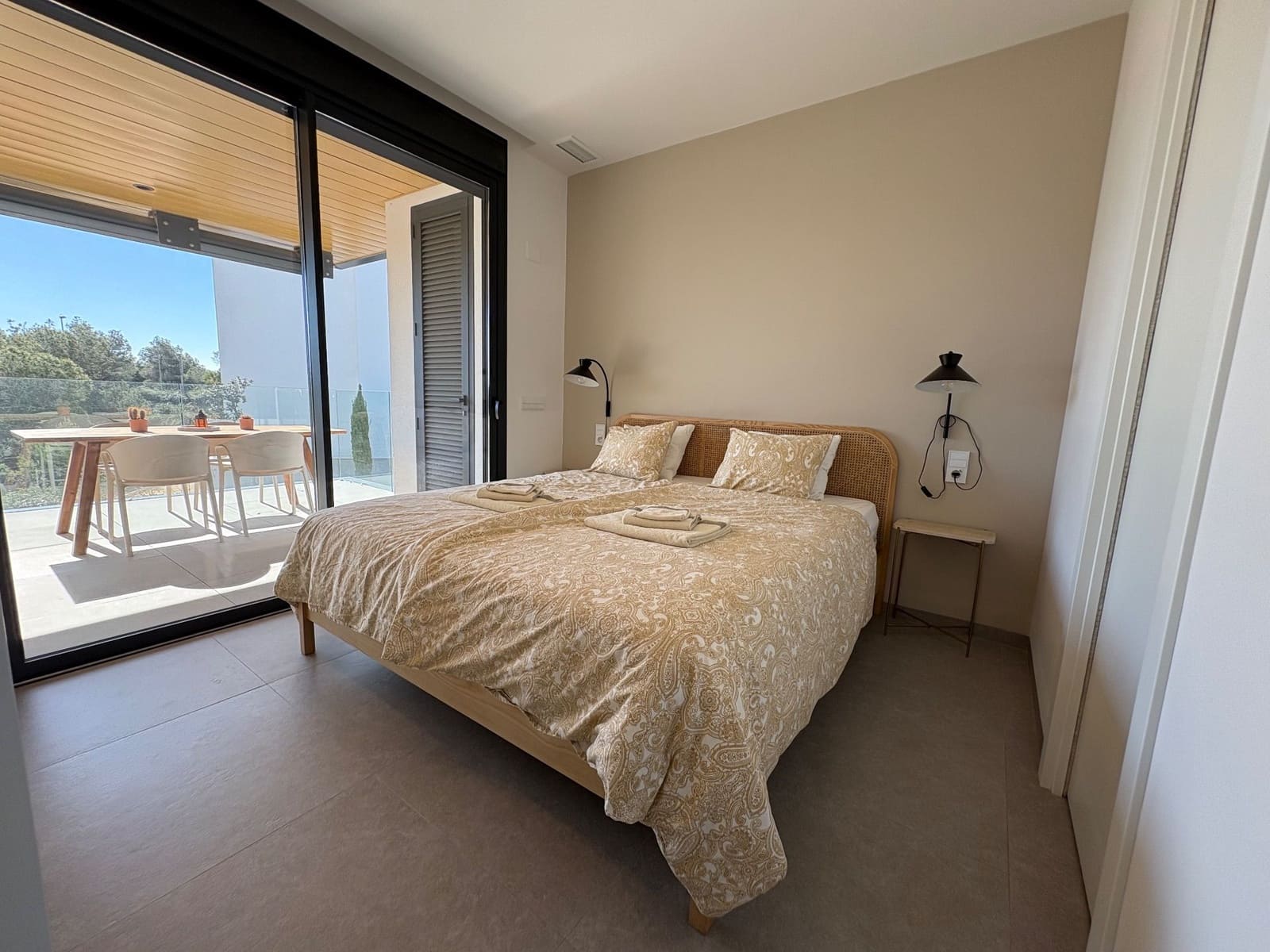 2 bedroom Flat for sale in Orihuela Costa with pool garage - € 379,900 (Ref: 9673781)