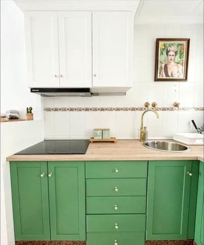 2 sovrum Lägenhet att hyra i Torrevieja med pool garage - 1 200 € (Ref: 9676730)