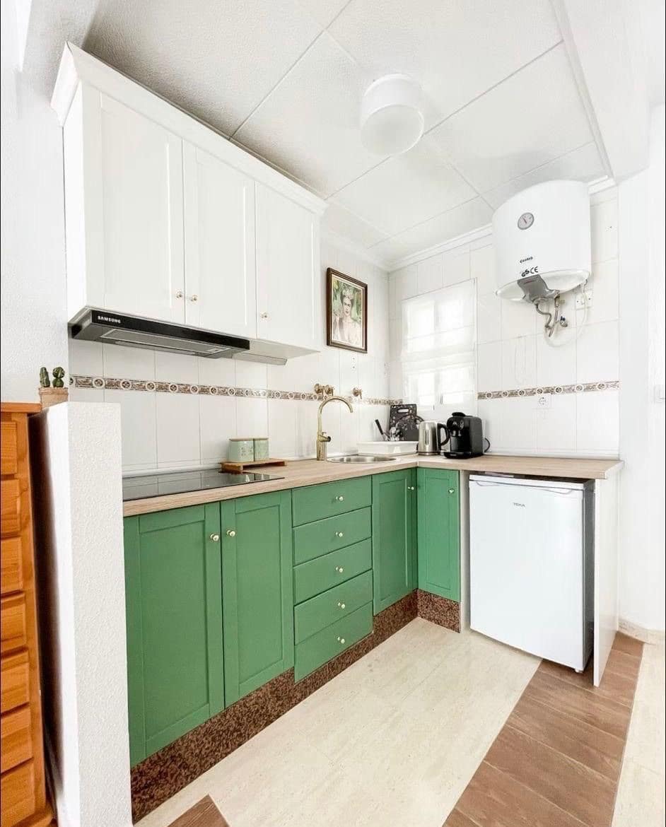 2 camera da letto Appartamento da affittare in Torrevieja con piscina garage - 1.200 € (Rif: 9676730)