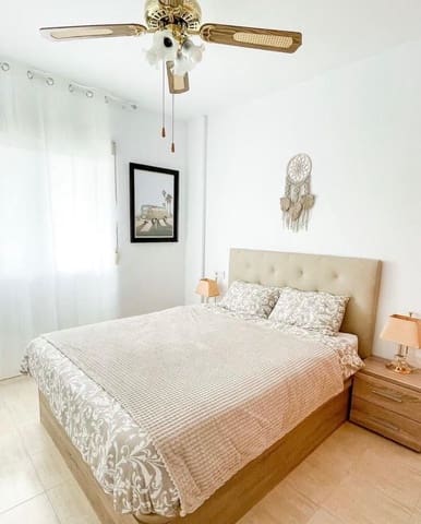 2 sovrum Lägenhet att hyra i Torrevieja med pool garage - 1 200 € (Ref: 9676730)