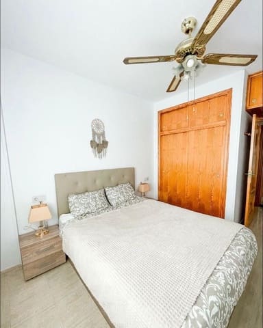 2 sovrum Lägenhet att hyra i Torrevieja med pool garage - 1 200 € (Ref: 9676730)