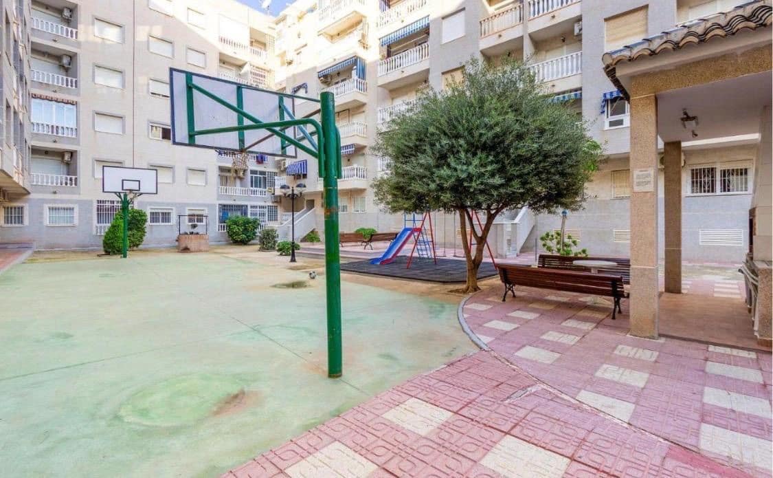 2 camera da letto Appartamento da affittare in Torrevieja con piscina garage - 1.200 € (Rif: 9676730)