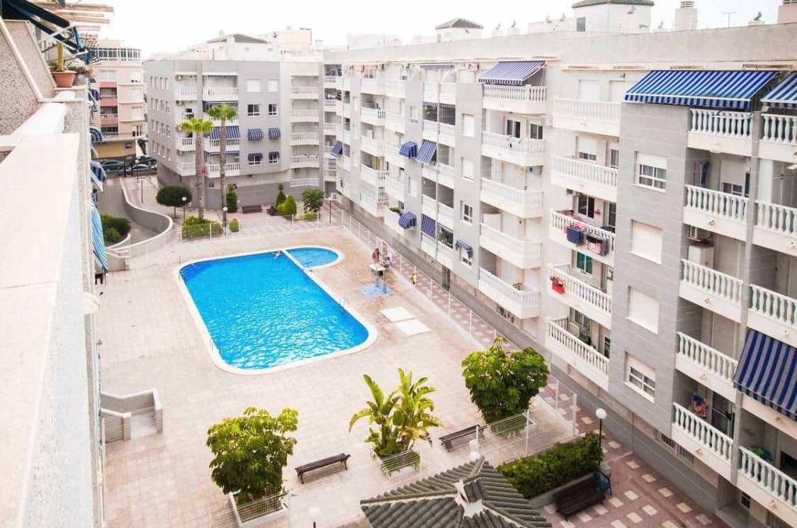 2 camera da letto Appartamento da affittare in Torrevieja con piscina garage - 1.200 € (Rif: 9676730)