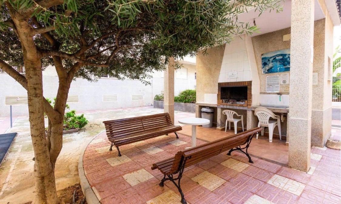 2 camera da letto Appartamento da affittare in Torrevieja con piscina garage - 1.200 € (Rif: 9676730)