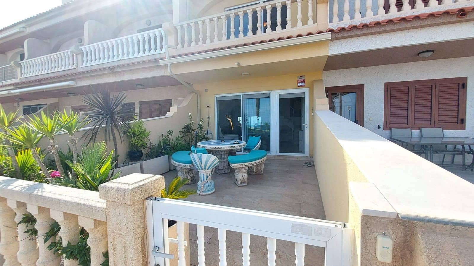 4 soveværelse Semi-Rækkehus til leje i Torre de la Horadada med garage - € 1.400 (Ref: 9676731)