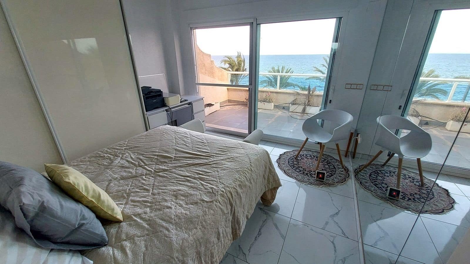 4 soveværelse Semi-Rækkehus til leje i Torre de la Horadada med garage - € 1.400 (Ref: 9676731)