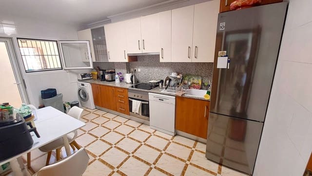 4 soveværelse Semi-Rækkehus til leje i Torre de la Horadada, Pilar de la Horadada - € 1.400 (Ref: 9676731)