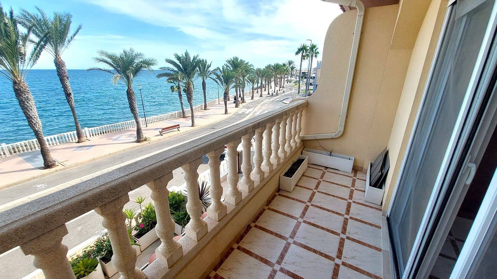 4 soveværelse Semi-Rækkehus til leje i Torre de la Horadada med garage - € 1.400 (Ref: 9676731)