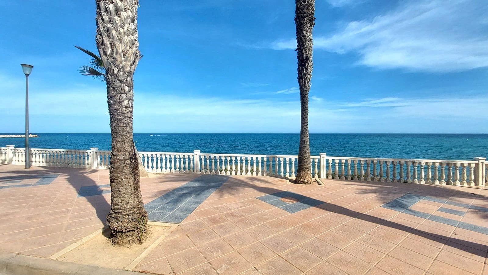 4 soveværelse Semi-Rækkehus til leje i Torre de la Horadada med garage - € 1.400 (Ref: 9676731)