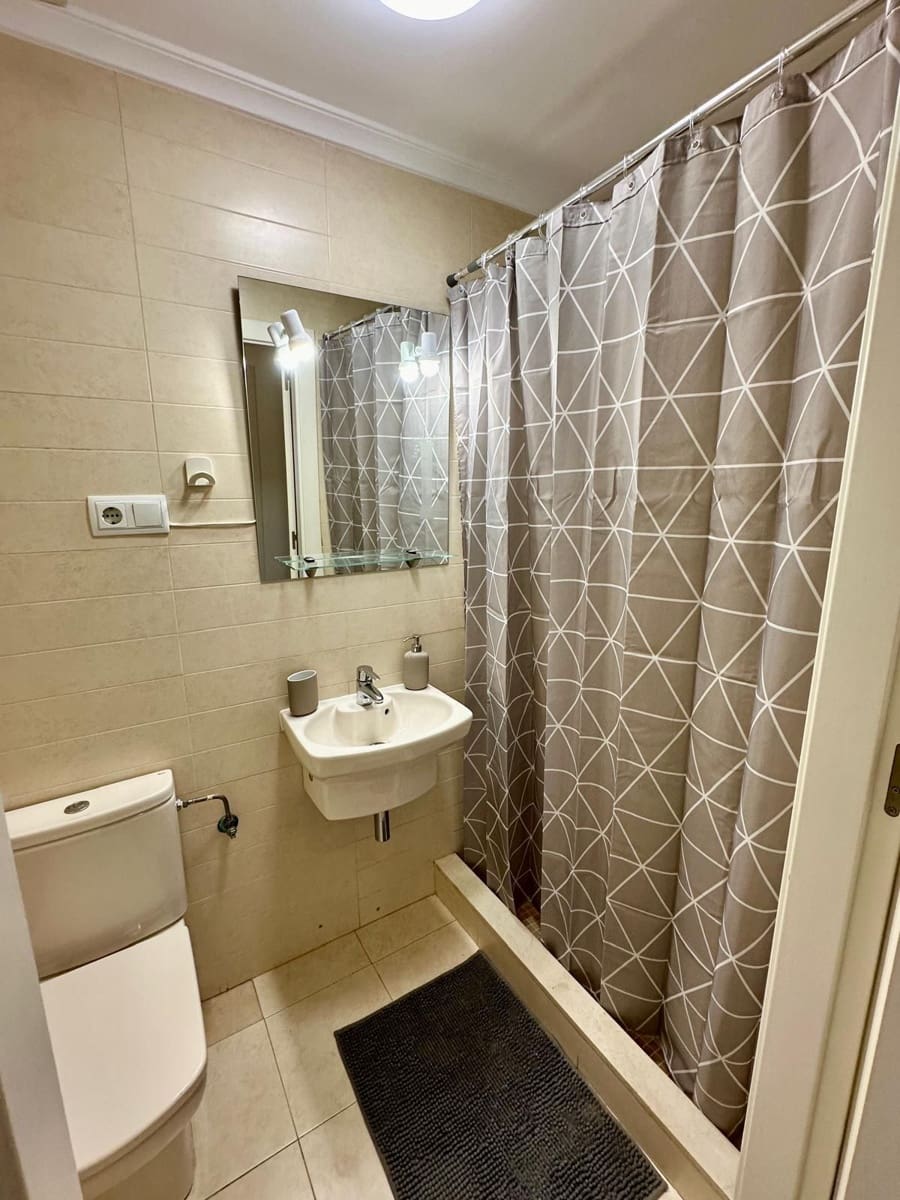 3 makuuhuone Asunto vuokrattavana paikassa Torrevieja - 950 € (Ref: 9676732)