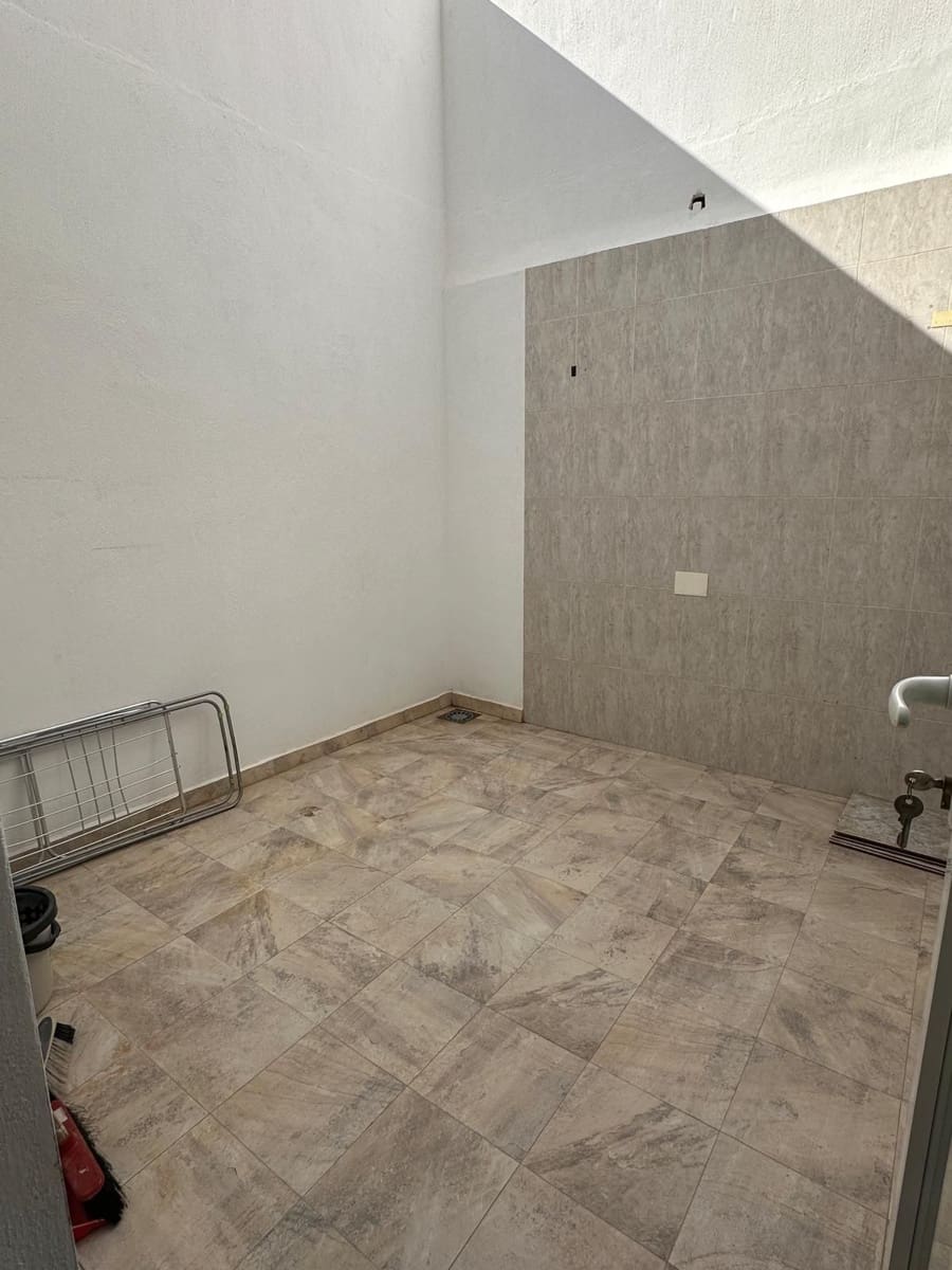 3 makuuhuone Asunto vuokrattavana paikassa Torrevieja - 950 € (Ref: 9676732)