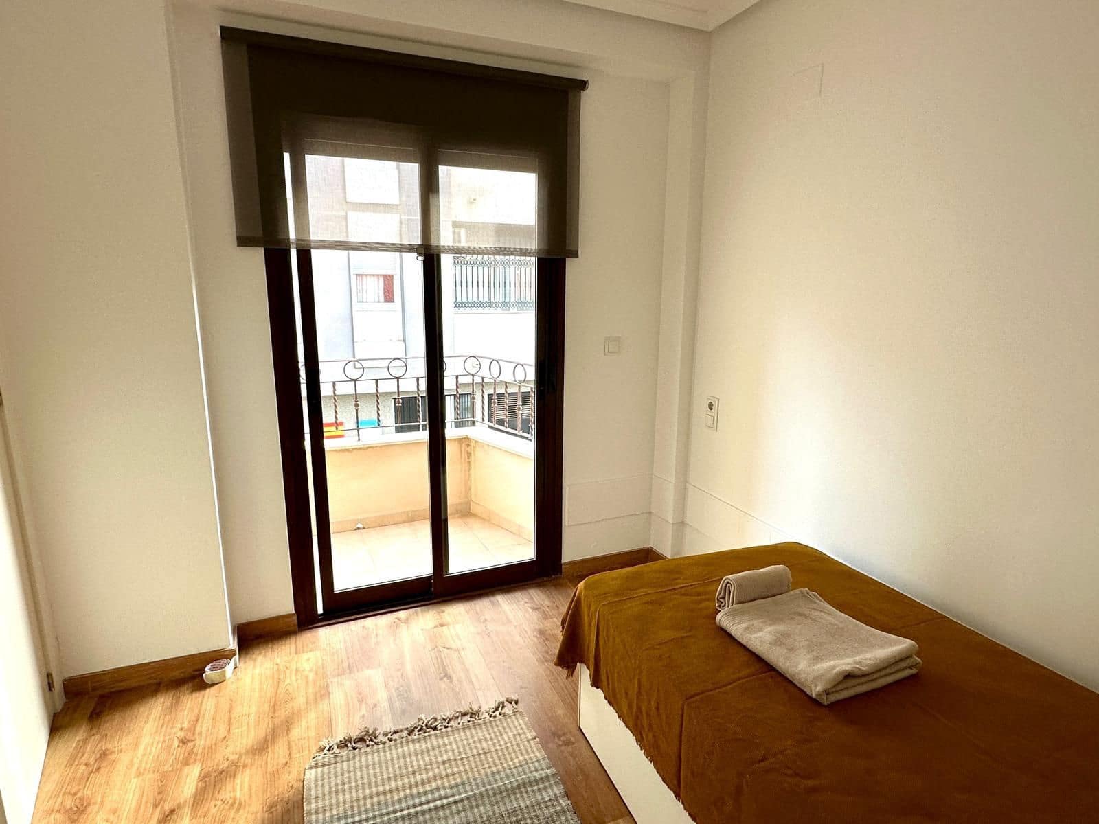 3 makuuhuone Asunto vuokrattavana paikassa Torrevieja - 950 € (Ref: 9676732)