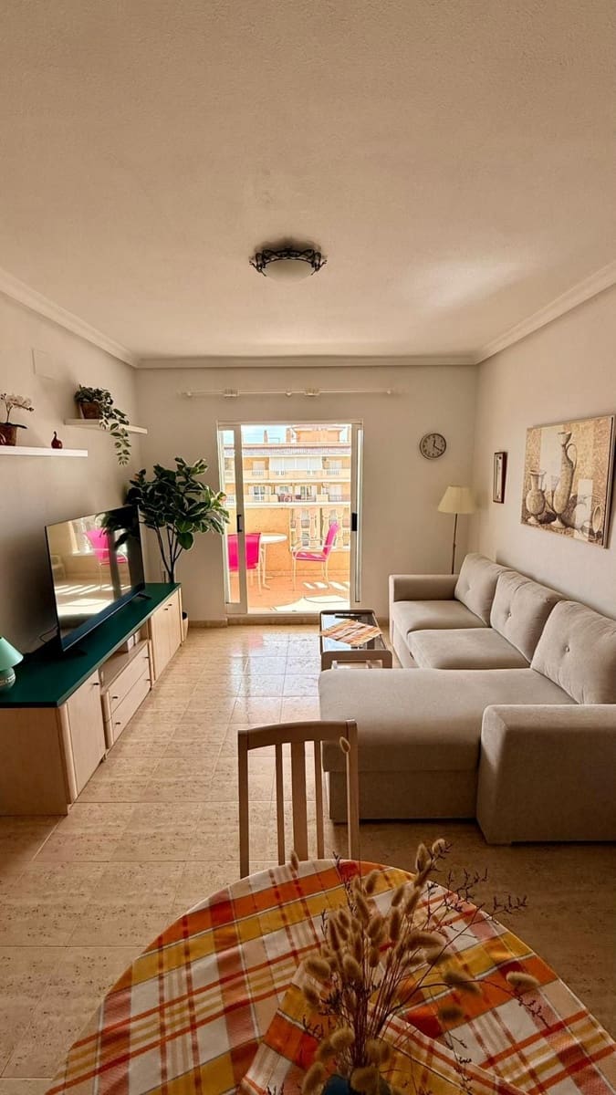 1 soveværelse Lejlighed til leje i Alicante by - € 690 (Ref: 9679433)