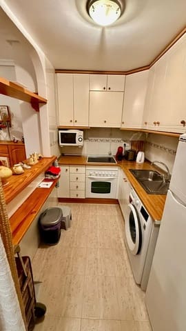 1 soveværelse Lejlighed til leje i Alicante by - € 690 (Ref: 9679433)