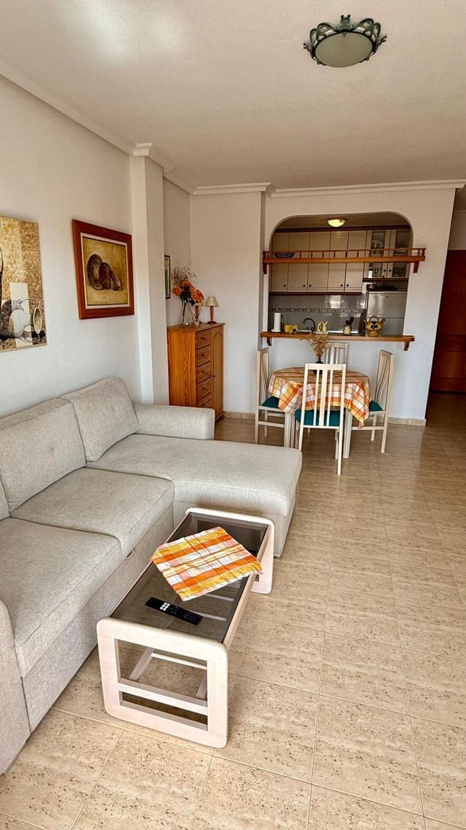 1 soveværelse Lejlighed til leje i Alicante by - € 690 (Ref: 9679433)