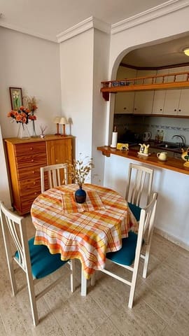 1 soveværelse Lejlighed til leje i Alicante by - € 690 (Ref: 9679433)