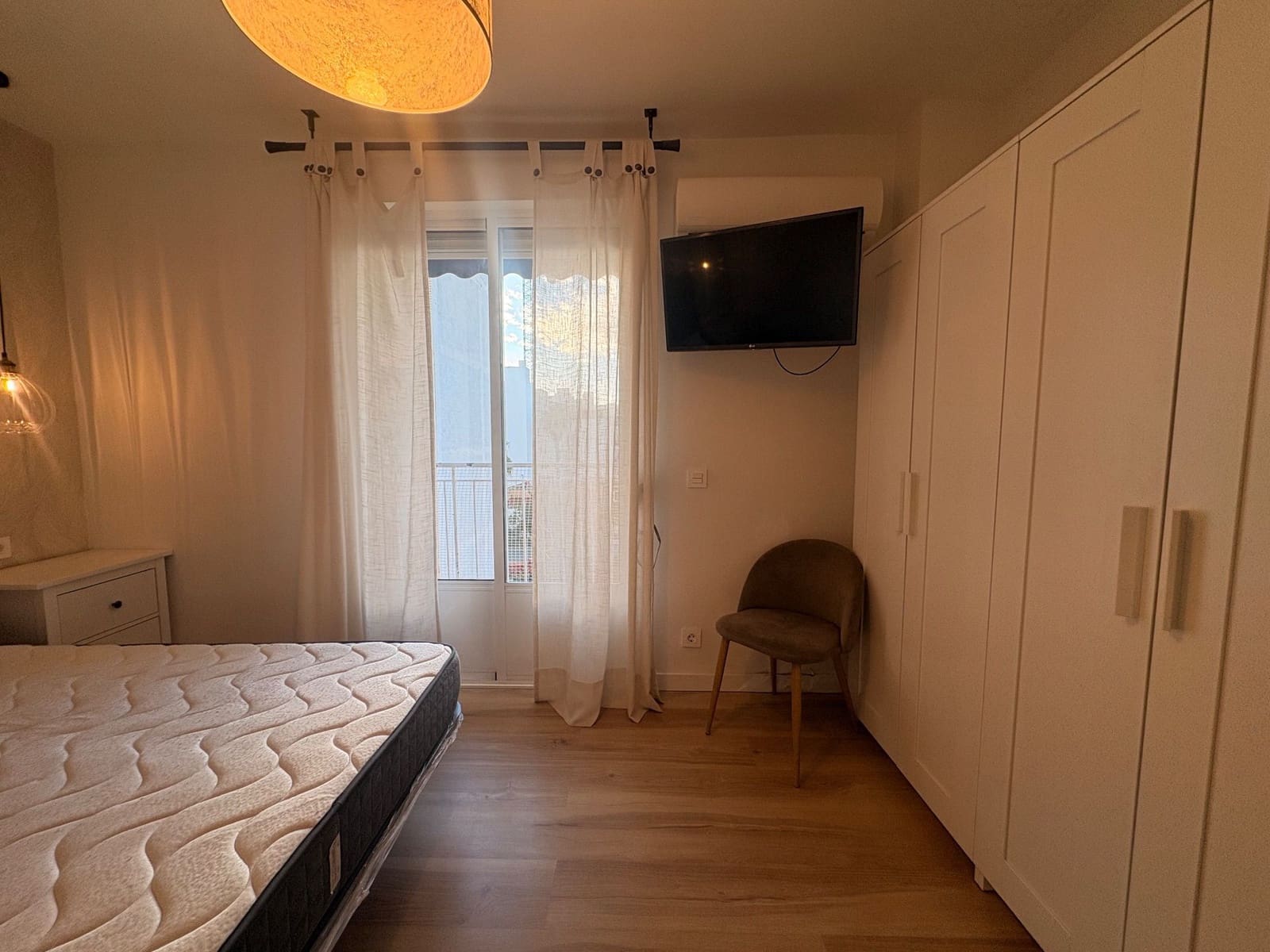 3 Zimmer Wohnung zu vermieten in Torrevieja - 1.100 € (Ref: 9694663)