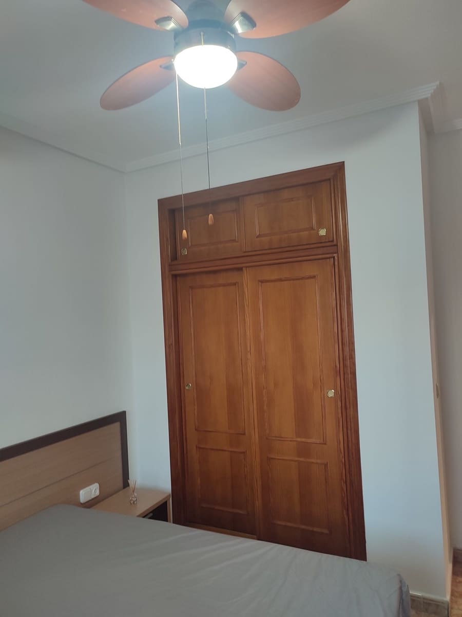 2 bedroom Villa for rent in Orihuela Costa with pool garage - € 800 (Ref: 9694667)