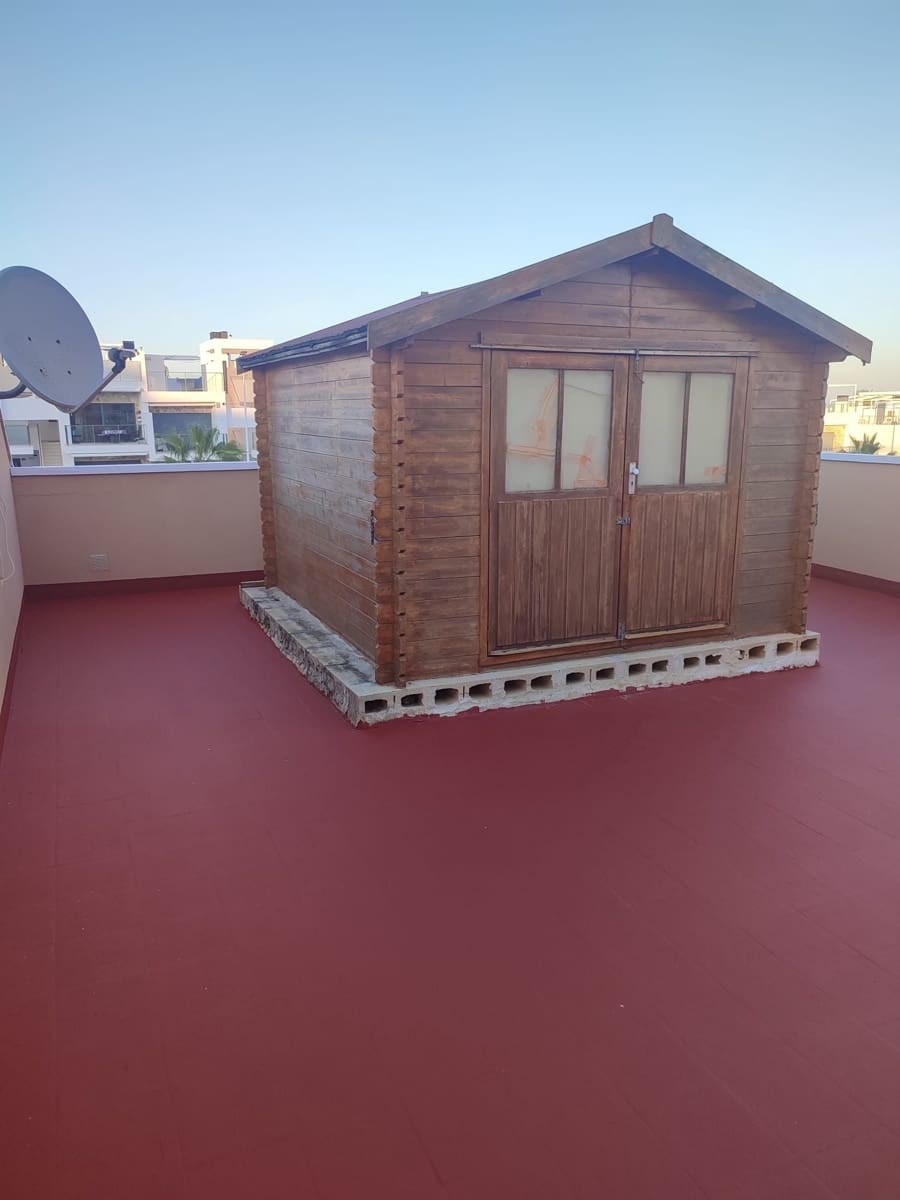 2 bedroom Villa for rent in Orihuela Costa with pool garage - € 800 (Ref: 9694667)