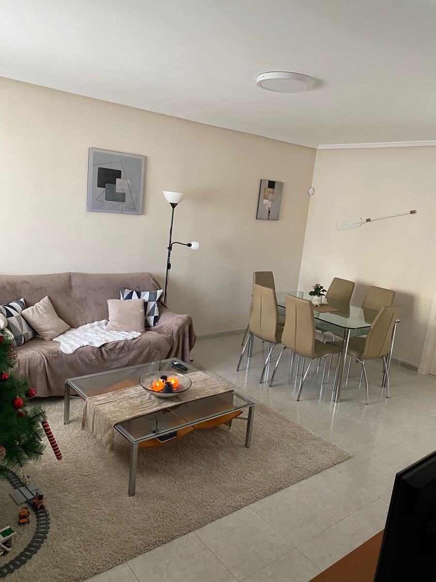 3 bedroom Townhouse for rent in Dona Pepa with pool - € 1,200 (Ref: 9700407)