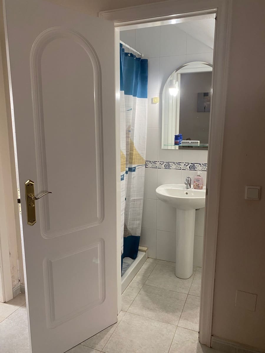 3 bedroom Townhouse for rent in Dona Pepa with pool - € 1,200 (Ref: 9700407)