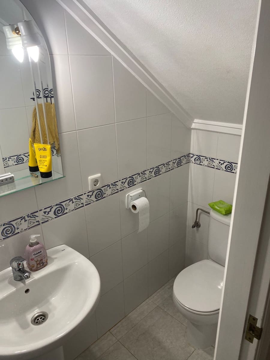 3 bedroom Townhouse for rent in Dona Pepa with pool - € 1,200 (Ref: 9700407)