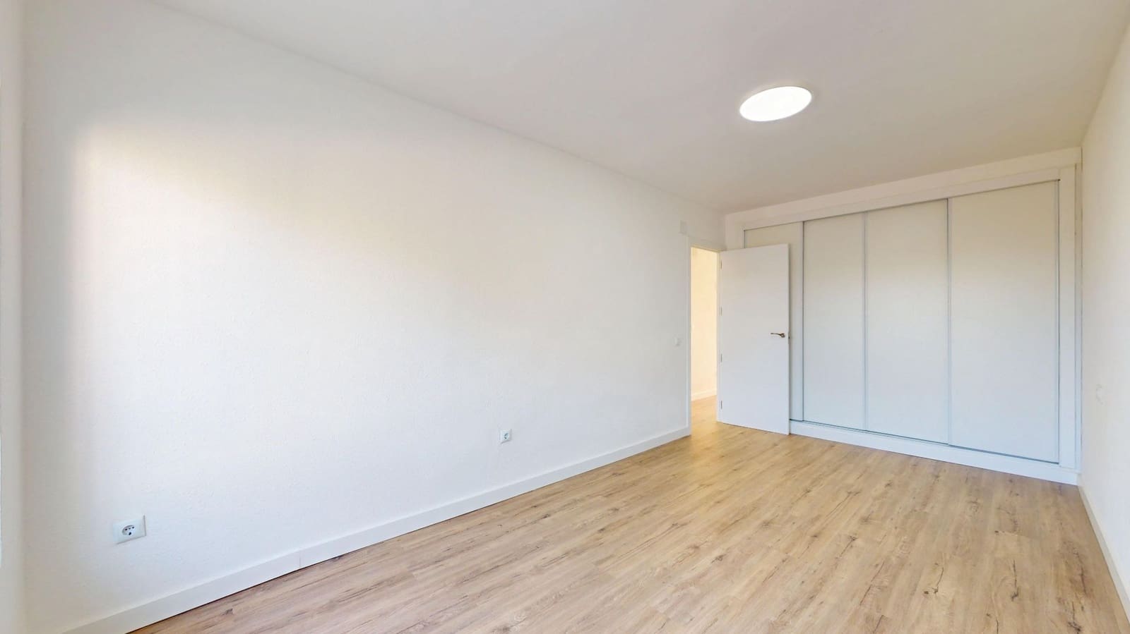 Bungalow de 2 habitaciones en Villamartin en venta - 225.000 € (Ref: 9714472)